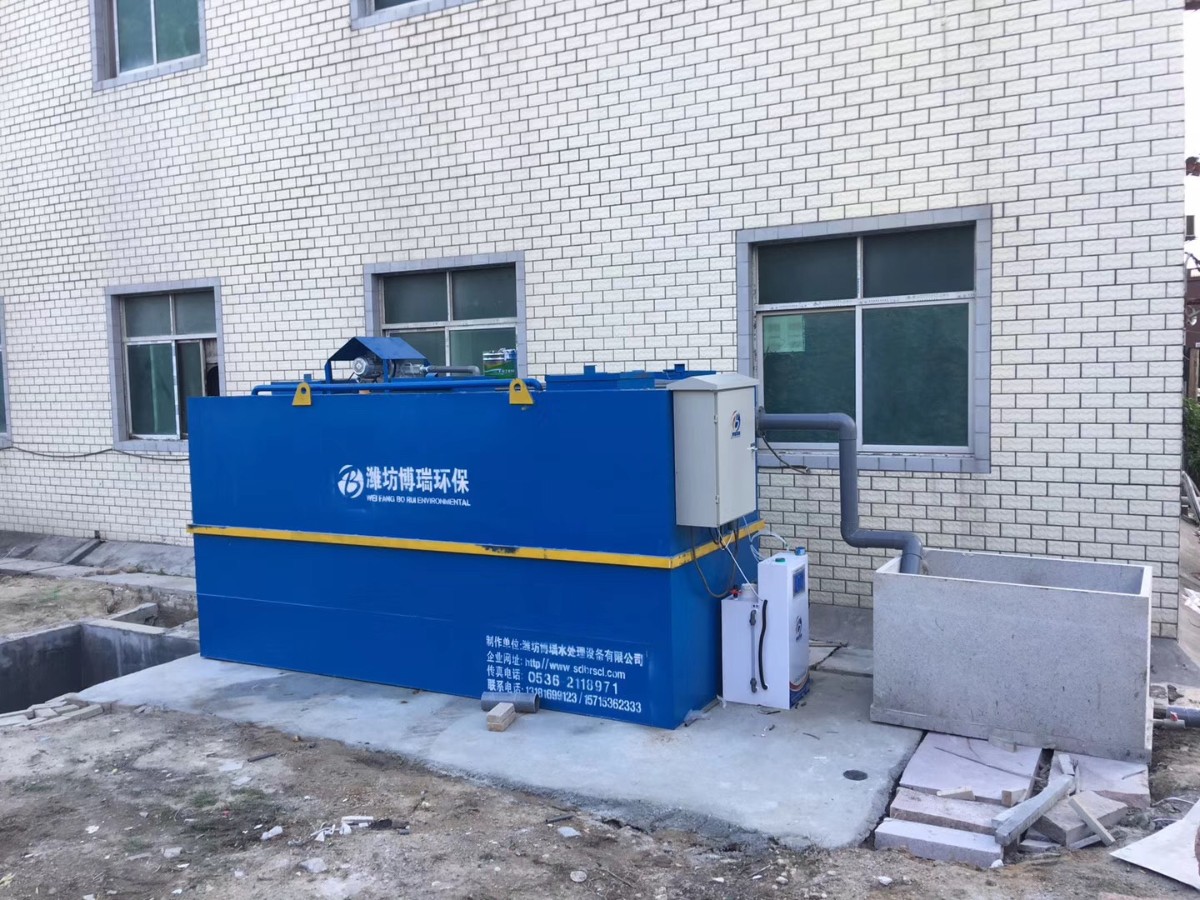 一体化农村生活污水处理设备安装现场